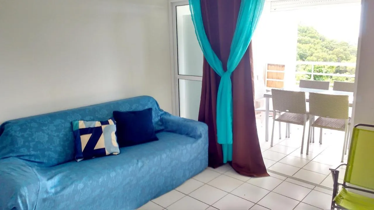 Vue Mer Sainte-Anne: Appartement avec Piscine et Balcon 0*, Sainte-Anne