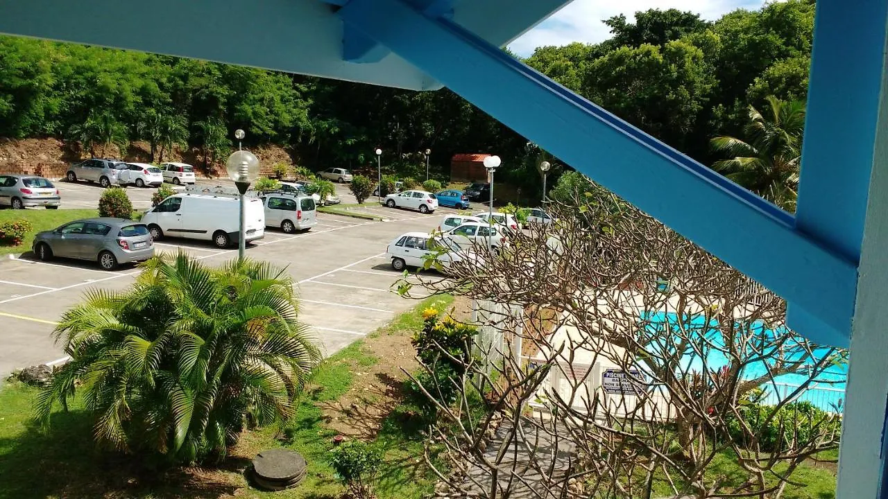 Vue Mer Sainte-Anne: Appartement avec Piscine et Balcon 0*, Sainte-Anne Martinique